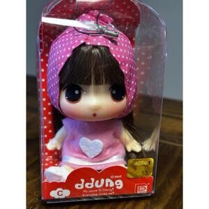 🌸 Ddung Doll 4.5” Seol Pubar – Pink Dress with Heart & Polka Dot Headband – NIB